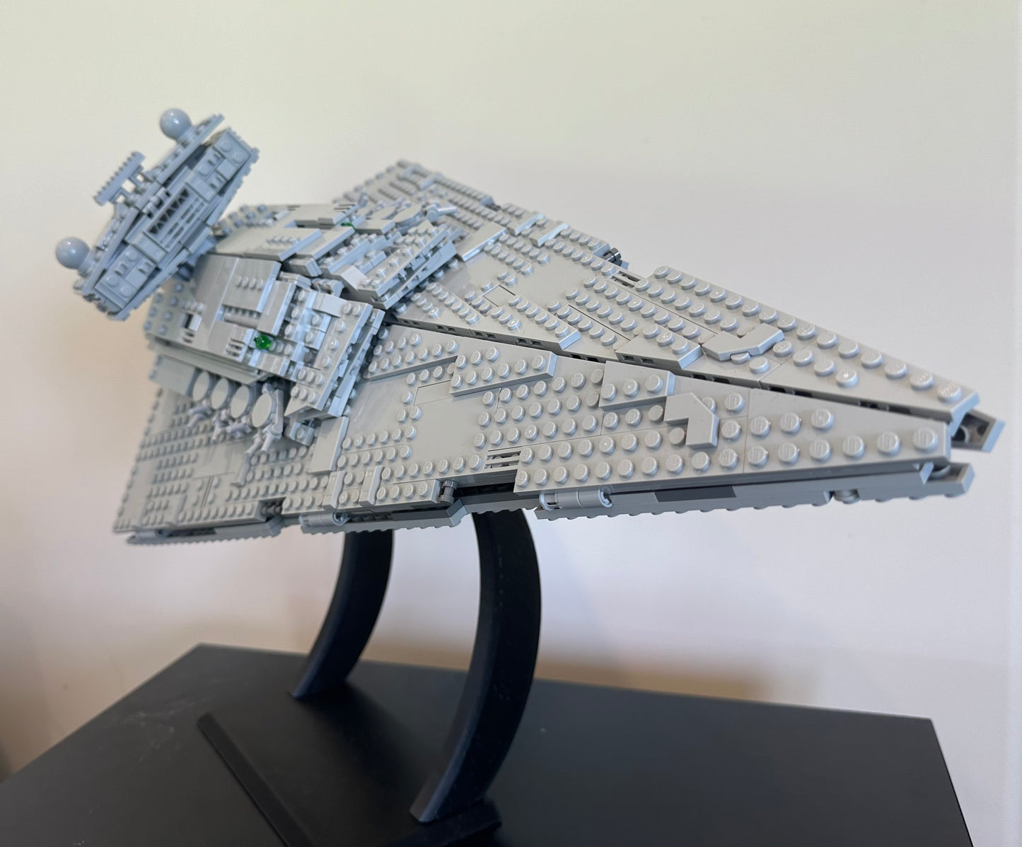 Display stand for LEGO® sets (Medium-Large/45° Angle)